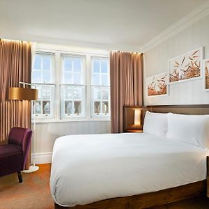Camera con letto queen size